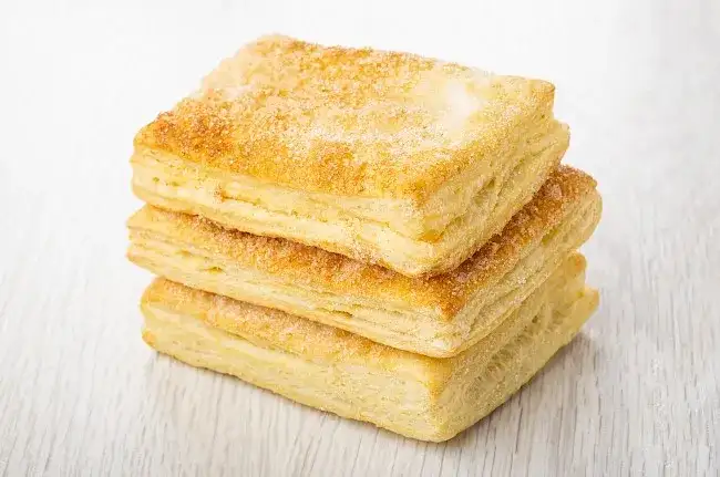 Ile kalorii ma ciastko francuskie? Zaskakujące fakty o kaloriach